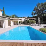 Alinea Villa *