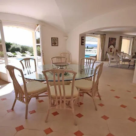 Villa Alinea *